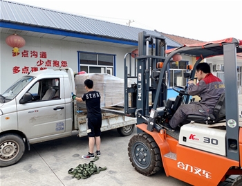 600雙室真空包裝機(jī)發(fā)往河南駐馬店